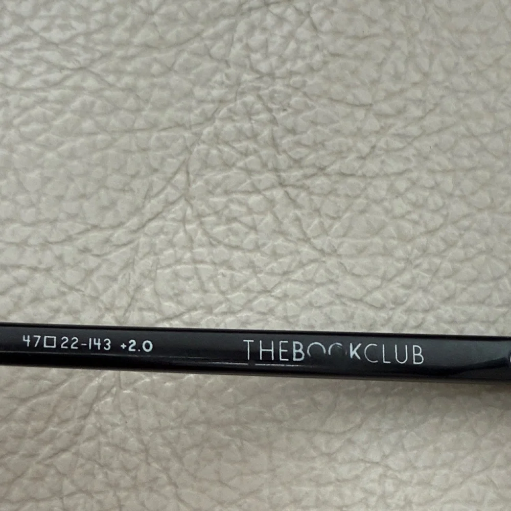 The Snatcher In Black Tie 47mm Reading Glasses The book club +2